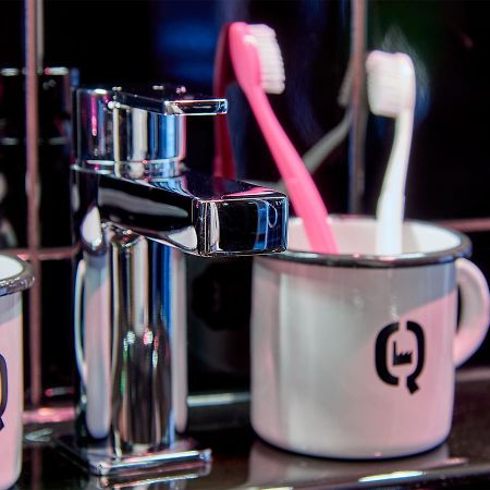 Q-Factory Hotel Amszterdam Kültér fotó